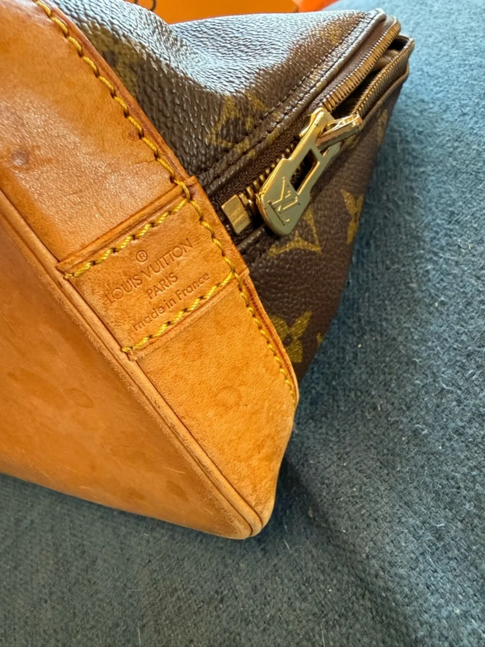 AUTHENTIC ALMA SATCHEL LOUIS VUITTON